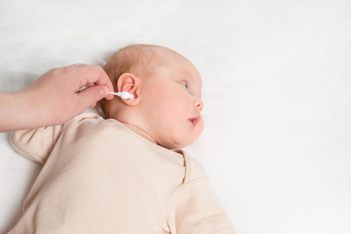 How Should Babies' Ears Be Cleaned?
