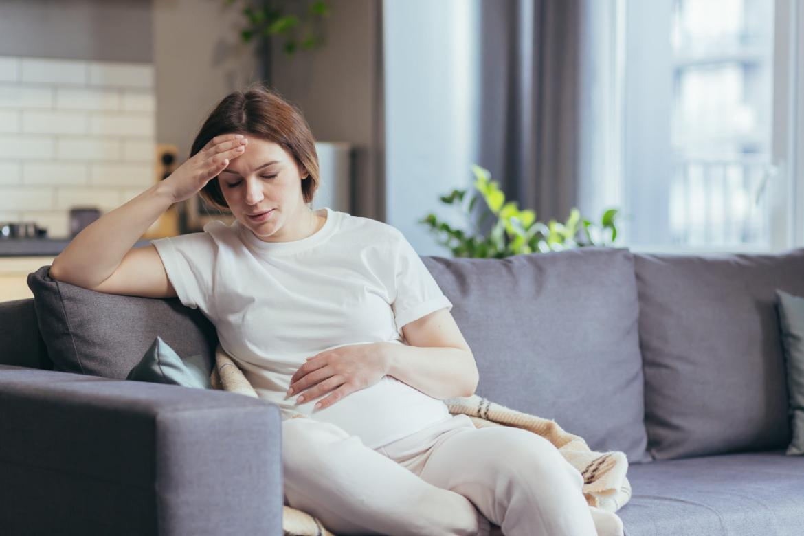 What are the symptoms of miscarriage? What causes miscarriage?