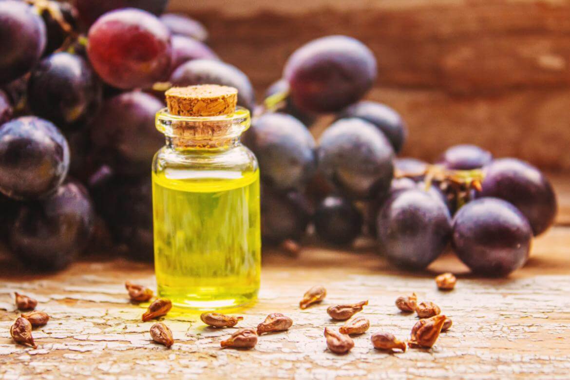 What are the benefits of grape seed oil? What are its uses?