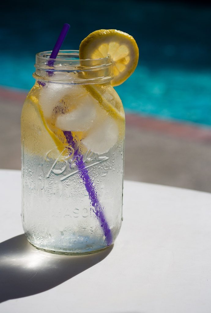 water, lemon, pool-1543166.jpg